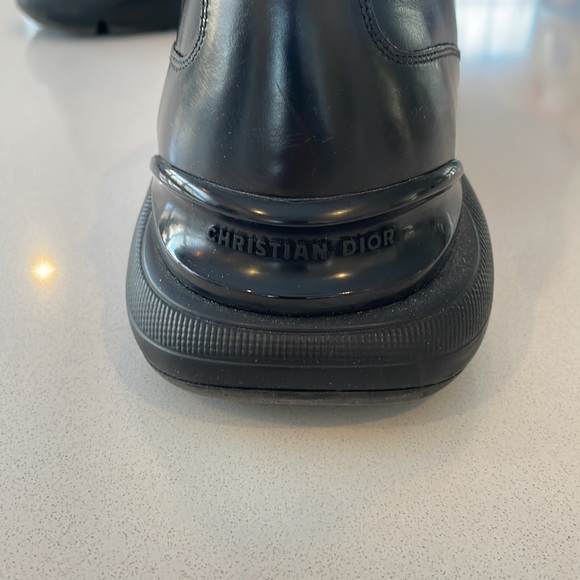 DIOR Shoes - Picture 3 of 5